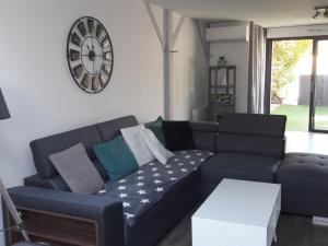 Maisons de vacances Le Croisic : Maison 4-6 Pers Climatisee avec Terrasse - FR-1-843-7 : photos des chambres