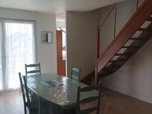 Appartements Le Croisic: Appartement Duplex 3 Pieces, 4 Couchages - FR-1-843-43 : photos des chambres