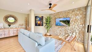 Carbana Lodge, Palmy Beach Villa, Eco Lodge