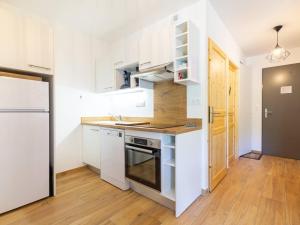 Appartements Appartement 5 personnes avec Wifi, parking, proche du lac a Genos - FR-1-695-78 : photos des chambres
