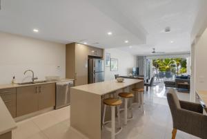 Oceanic Oasis - Your Pool Paradise by Palm Beach