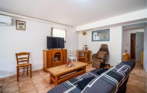 Appartements Appartement Proche De La Meuse : photos des chambres