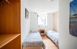 Appartements Appartement Proche De La Meuse : photos des chambres