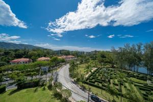 Skypark Laguna Garden View Bang Tao Beach