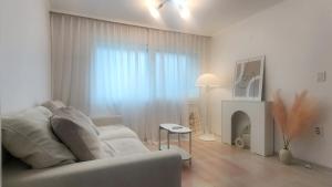 서교초등학교앞, White Linen House