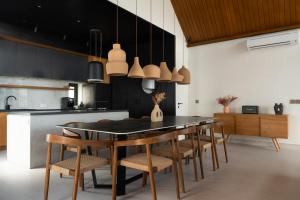 Makia Penthouse by Alfred in Bali