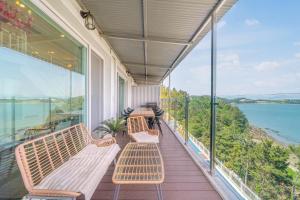 Yeosu Oasis Poolvilla