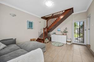 NEW - Silver Myrtle Shack - Aldinga Beach - C21 SouthCoast Holidays