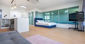 Ongjin Guardians Pool Villa