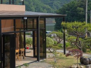 Cheonan Stay Daejeong Lake