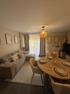 Maisons de vacances La parenthese bohemienne & chic - 4 pers : Maison 2 Chambres