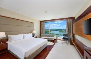 Crowne Plaza Kochi by IHG