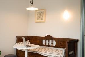 Aventurine Cismigiu Park