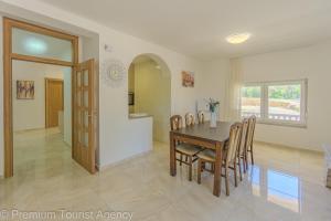 Green Haven Sea & Forest Apartments