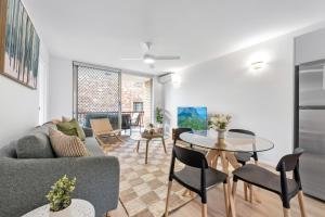 Stylish and Comfy 2BR in Medical District with Parking