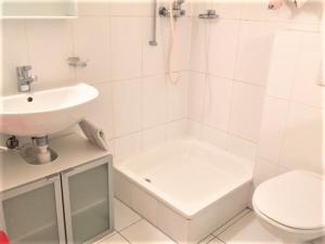 CHARMING STUDIO Metro Stop Delice