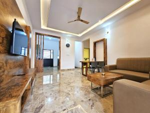 City Service Apartment