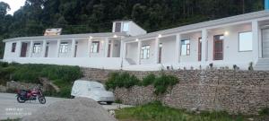 Narmada sky ridge view hotal