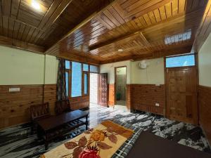 Happy Heaven Guesthouse, Chojh