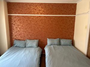 人気難波エリア。2ベッド。快適駅近。道頓堀・黒門市場徒歩圏内。201