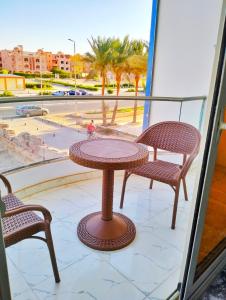 Luxury apartment with beautiful view and free private beach