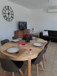 Villas Provencal-style villa : photos des chambres