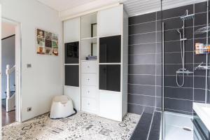 Maisons de vacances Les Vagues Douces - Grande maison - Plage 600m : photos des chambres