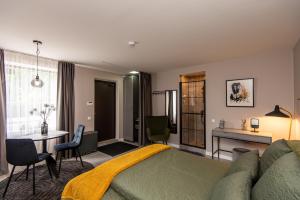 Old Station apartment