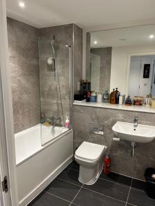 Private double room with shared amenities near Manchester