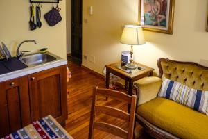 Charming Studio in early 1900s building central & quiet