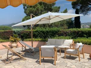 Villa bellevue sainte maxime un écrin de verdure au cœur du sémaphore piscine XXL