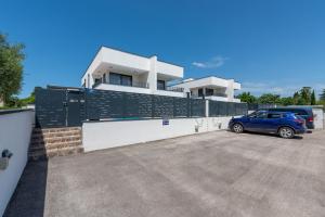 Villa Tina Zambratija with private pool