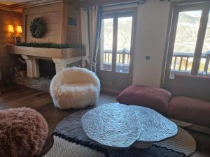 Chalets Luxe - Chalet Meribel Les Allues 10p 4BDR 4 BTHR : photos des chambres