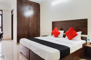Hotel O Mittal Tower