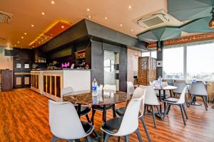 Brill Green Arcade 5min From International Airport