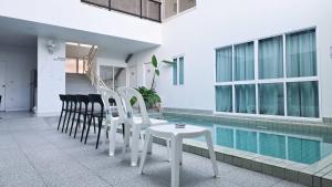 The Inn10 Pool Villa Pattaya, Entire Villa, 9 Bedrooms, Private Indoor Swimming Pool, ดิ อินน์เท็น