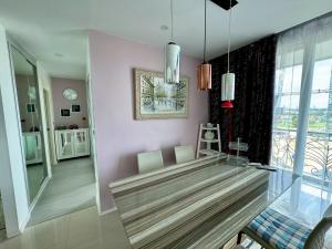 Atlantis Condo Resort by PSR