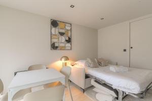 Appartements Charmant studio avec terrasse, Saint-Didier : photos des chambres