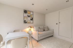 Appartements Charmant studio avec terrasse, Saint-Didier : photos des chambres