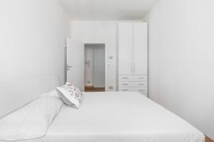 Bologna city center view by Wonderful Italy