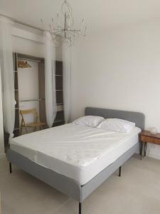 Appartements 3 rooms, modern, close to beaches and racecourse : Appartement 2 Chambres