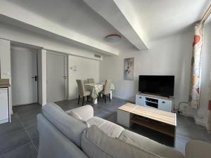 Appartements Appartement cosy et lumineux au coeur de Cogolin : photos des chambres