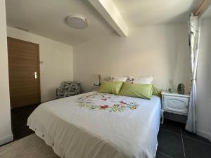 Appartements Appartement cosy et lumineux au coeur de Cogolin : photos des chambres