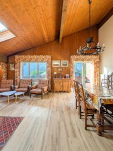 Cœur de Champéry, terrasse & près des remontées ! - Hotel 4 stelle a Champéry