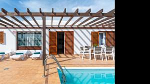 Villa Sail Private Pool Playa Blanca by PVL