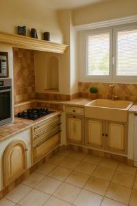 Maisons de vacances Le Clos du Theatre - Villa avec piscine et BBQ pour 8 : photos des chambres