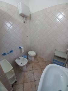 Casa Pepe Confortevole villetta con giardino a 2 min dal mare