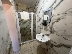 Minak Guest House Bellville