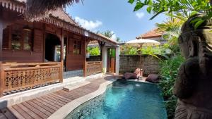 Chic 1BR Romantic & Private Pool at Puri Bhawana