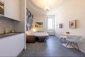 Central Station Design Suites - B Home